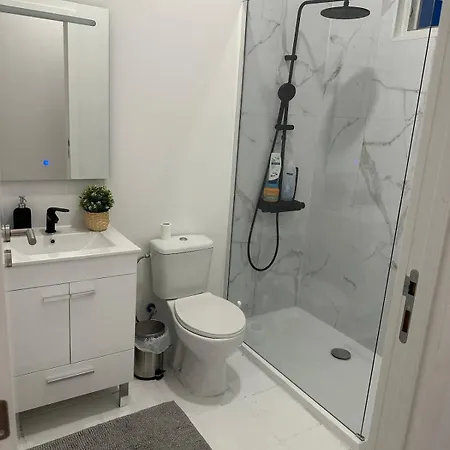 Countryside & Sea In One Διαμέρισμα *